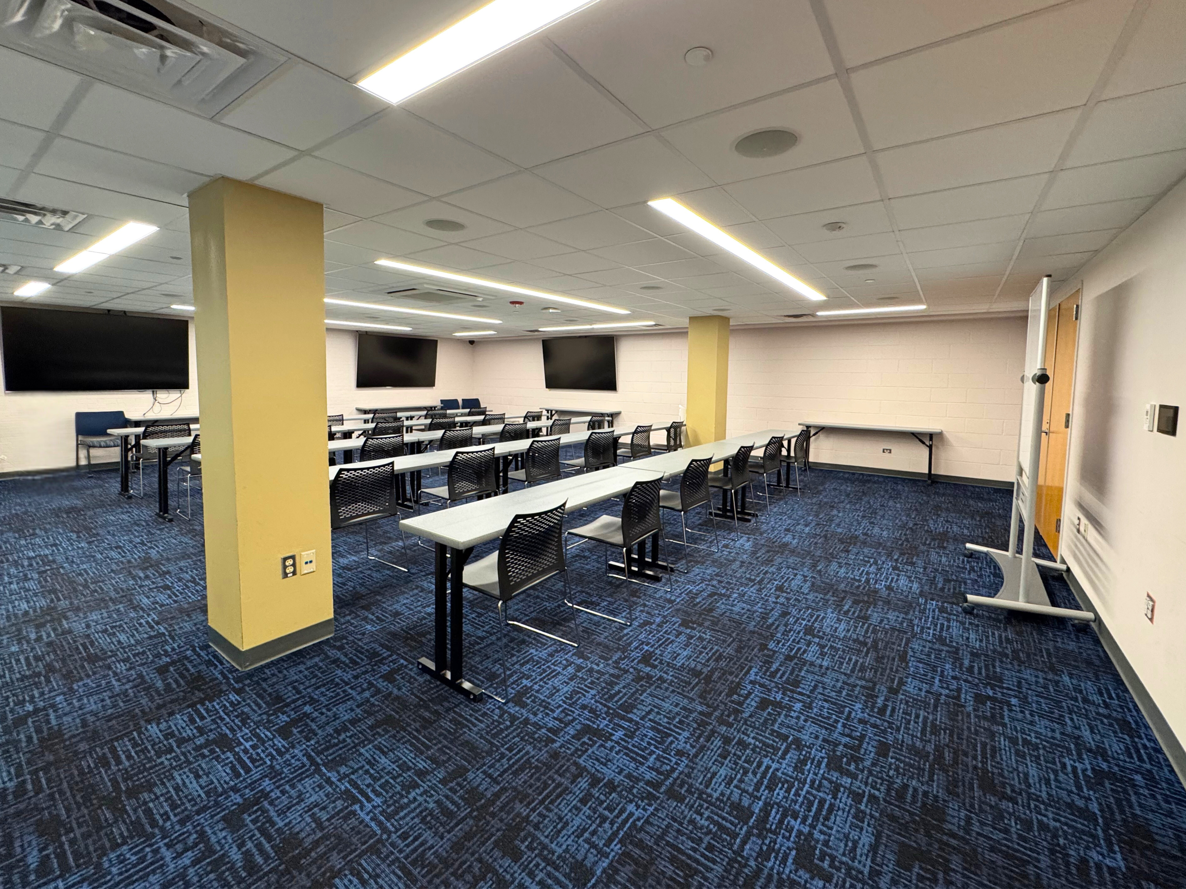 Meeting Room  - D seats 25 people